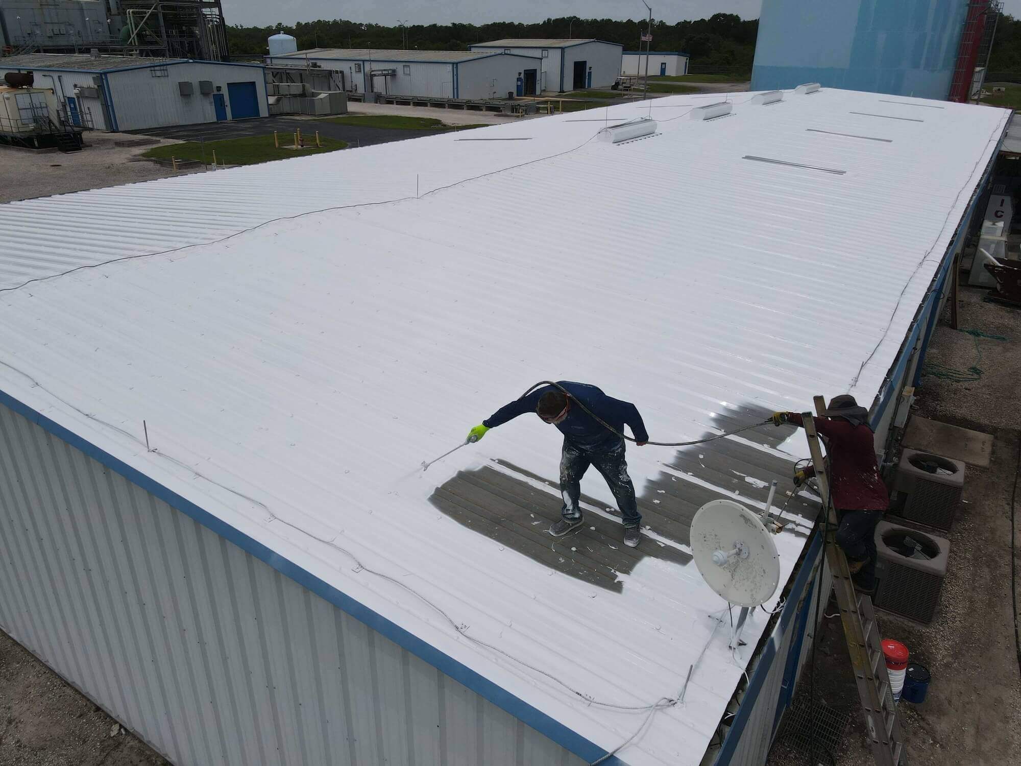 spray foam roofing services